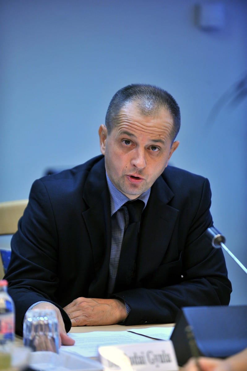 Gyurcsány minisztereinek tesznek fel kérdéseket