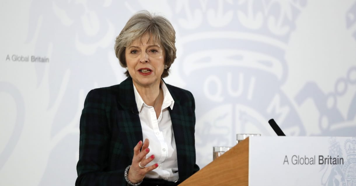 London előállt a Brexit-tervvel: Teljes szakítás jön, a most ott élő külföldiek maradhatnak, de... 