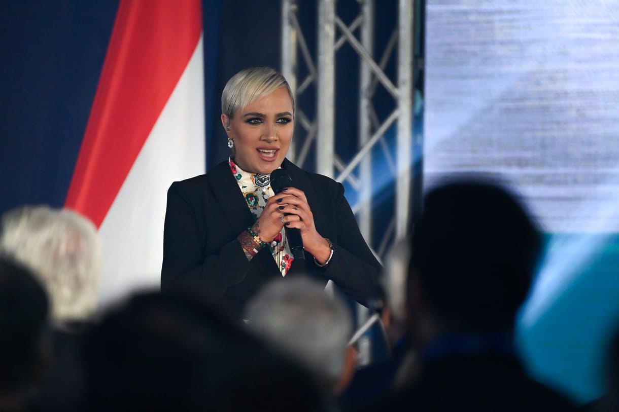 Hivatalos Tóth Gabi és Krausz Gábor válása