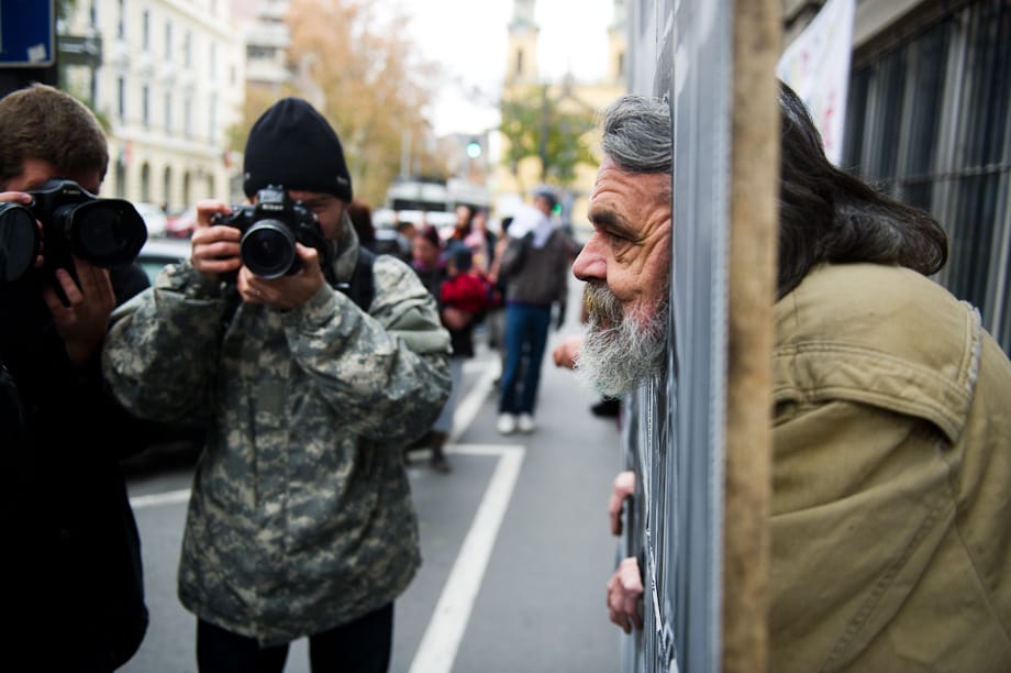Kihallgatják és elengedik a józsefvárosi tüntetőket