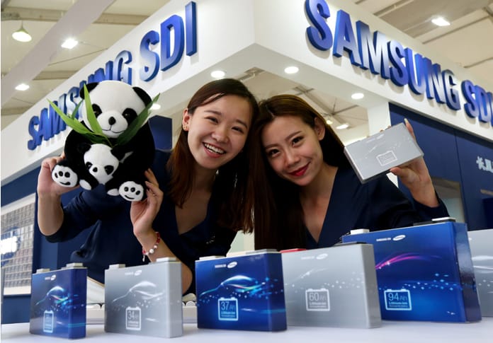 Megint ég a Samsung, de most nem az akkumulátorok miatt