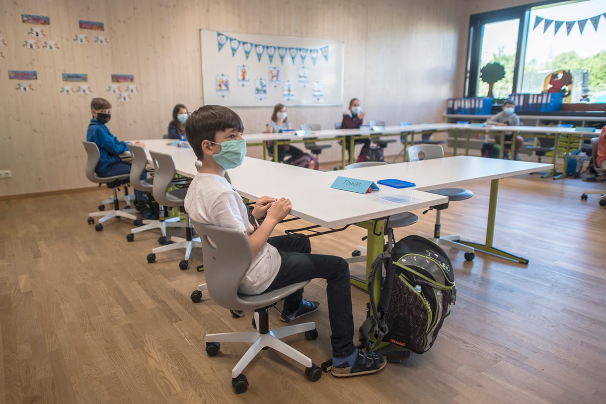 Koronavírus Sajtóközpont: nem szeretnénk senkit korlátozni, pláne nem az oltottakat