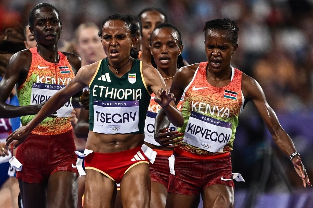 Mégis megkapja ezüstérmét a kenyai futó, akit kizártak az 5000 méteres síkfutás döntője után
