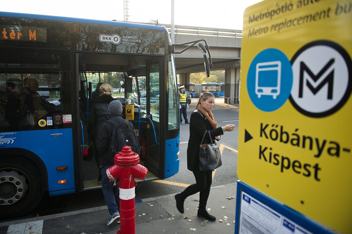 Van baj, a BKV zárolt pénzt kér pár új buszra