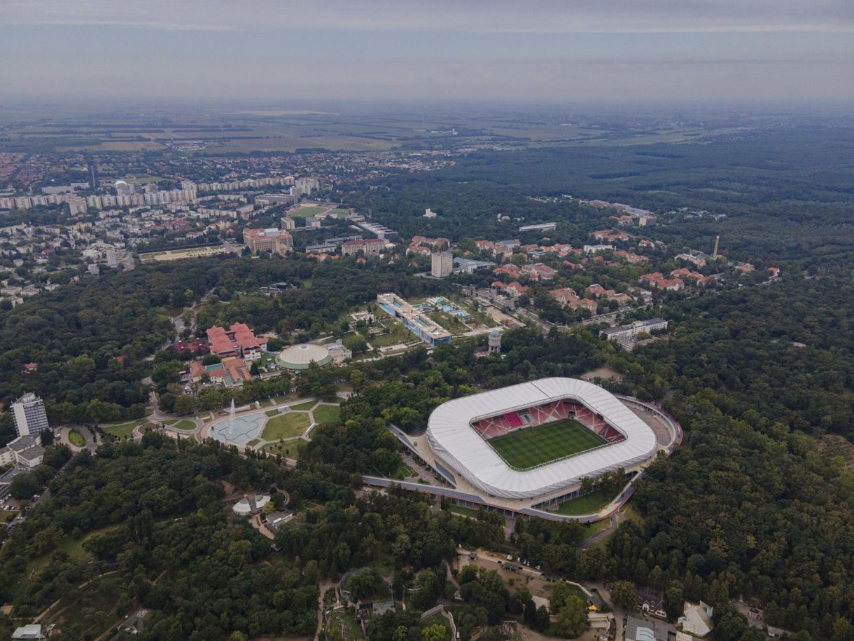 A debreceni fociklub két kaszinóban is tulajdonos, ám most kivásárolják őket