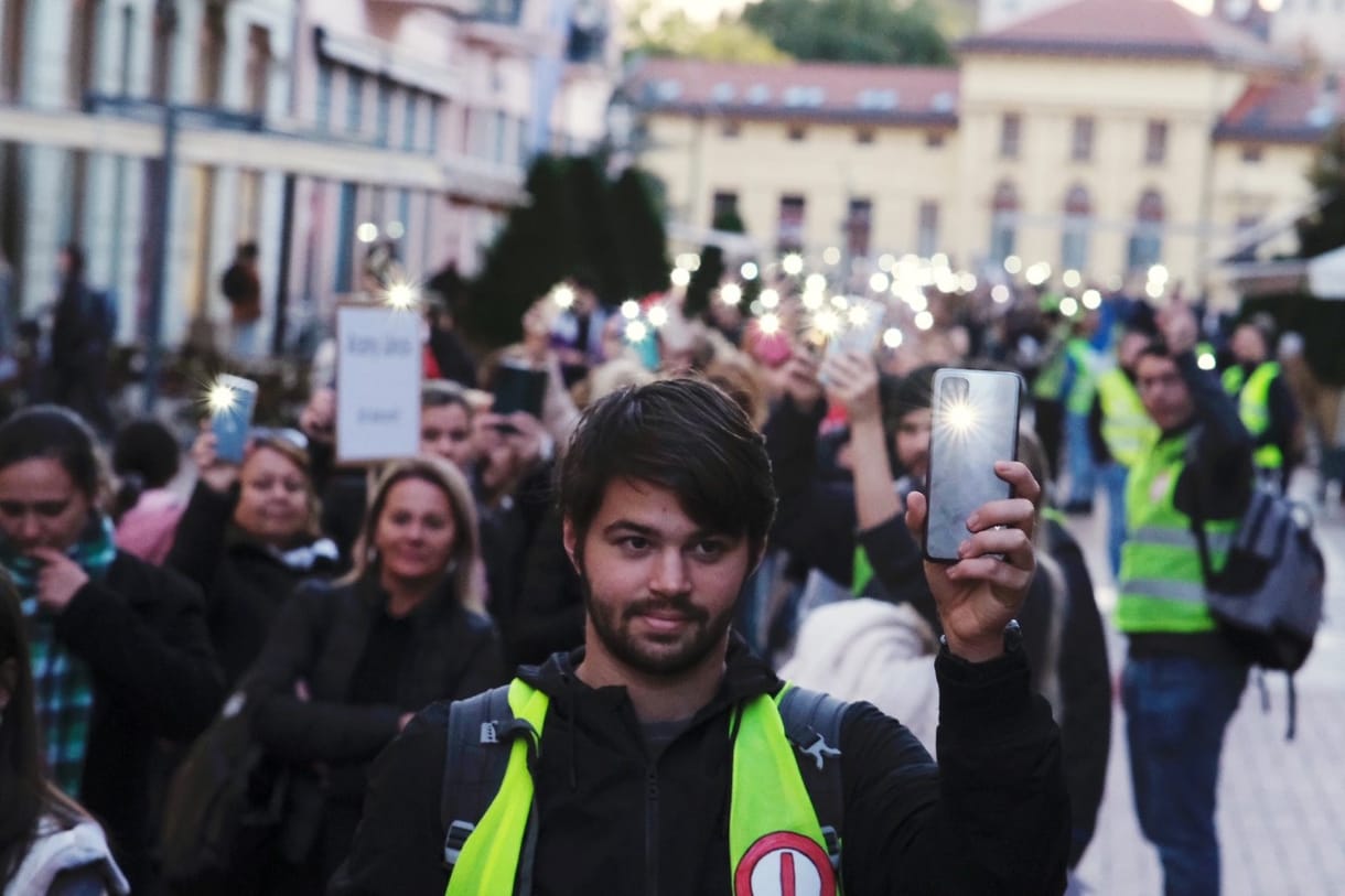 A város és a környék iskoláiért tüntettek Szegeden