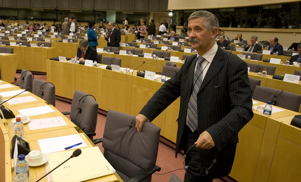 Döntött az Európai Parlament az élelmiszerek címkézéséről