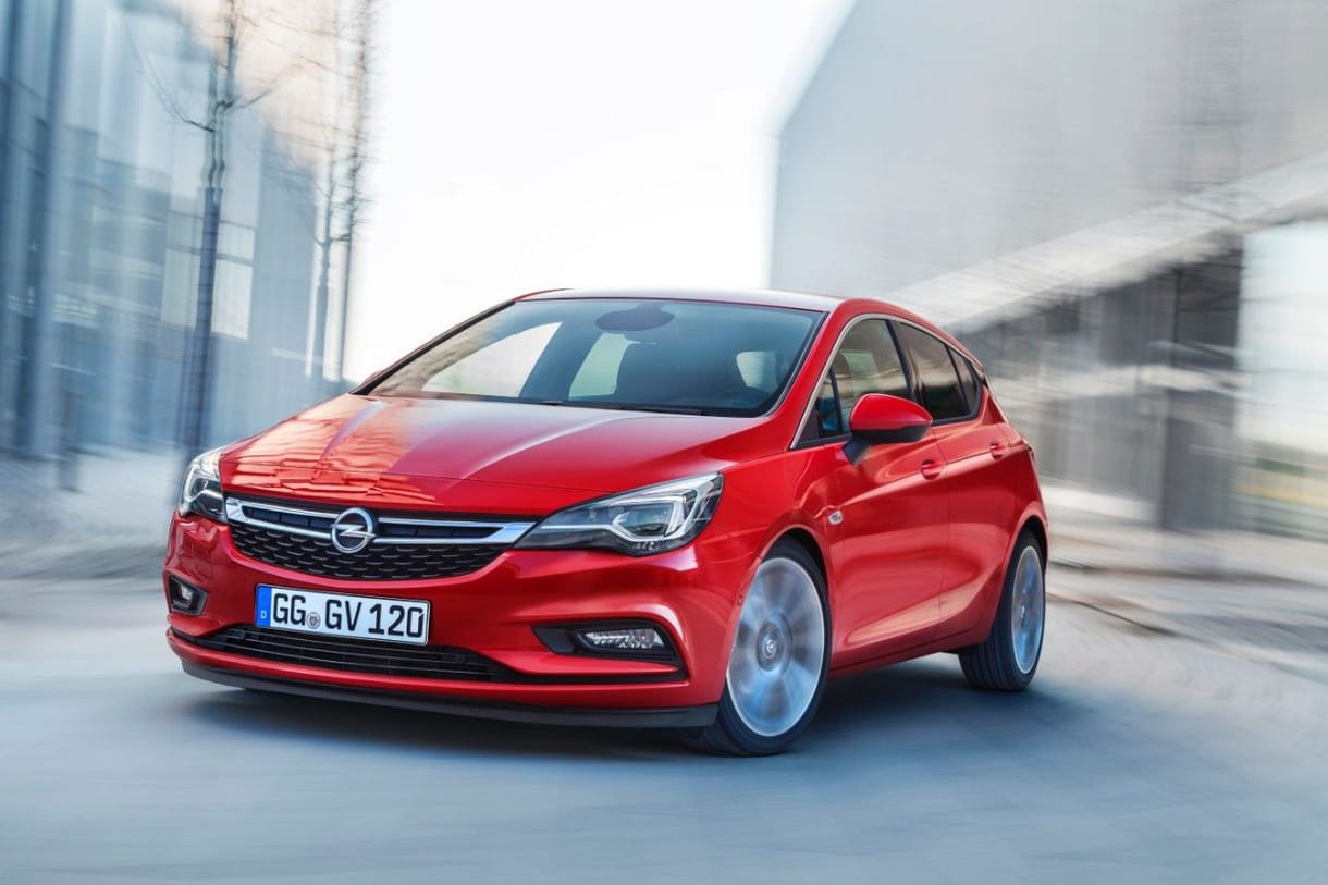 Képek: Ilyen lesz az Opel Astra K