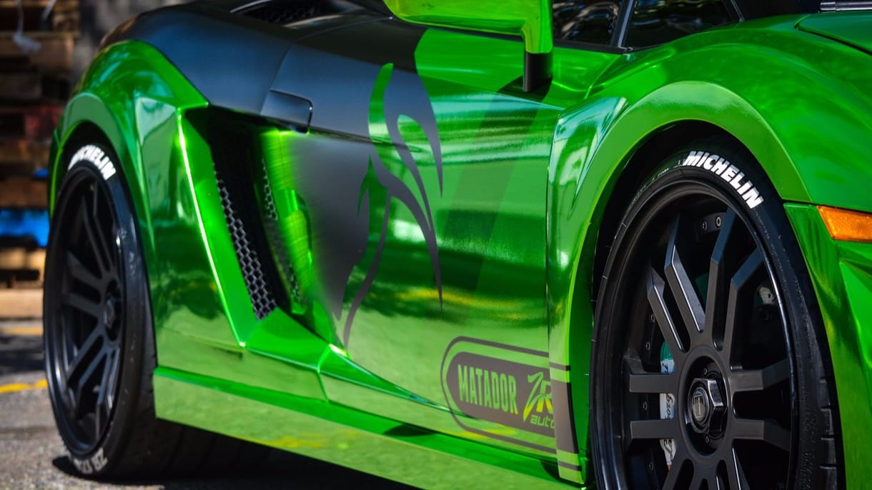Baráti áron egy 1750 lóerős Lamborghinit?
