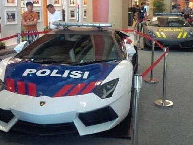 Lamborghiniket kaptak az indonéziai zsaruk - fotók