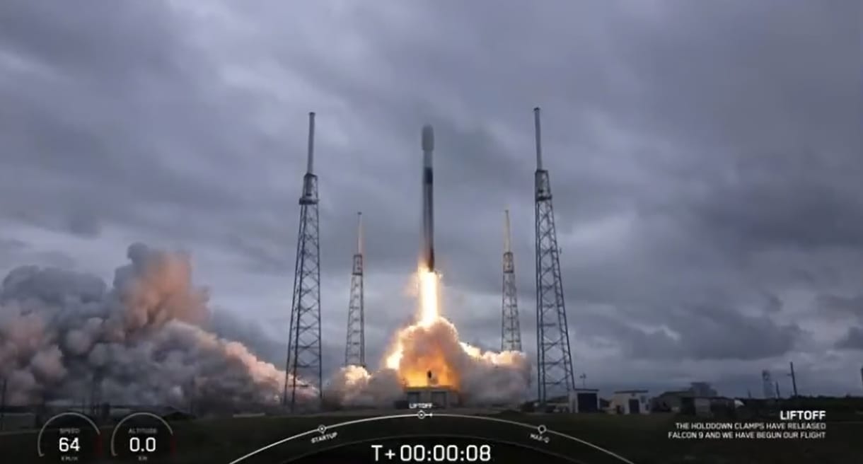 Elon Muskék felvittek egy új műholdat, azt fogja figyelni, hogyan változik a Föld