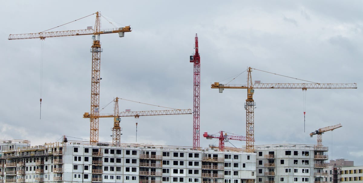 Stiklik garmadáját kínálja az új lakásáfa