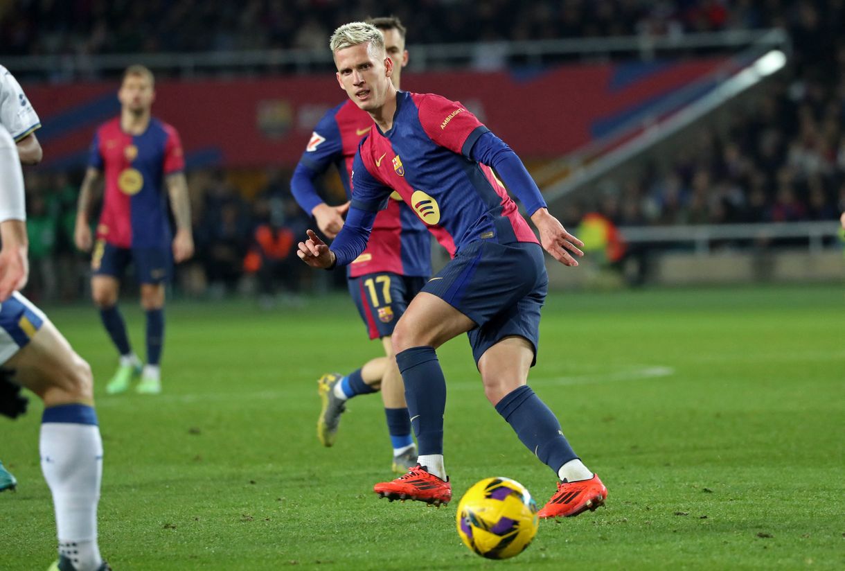 Dani Olmo nem léphet pályára a Barcelona színeiben az idény hátralévő részében