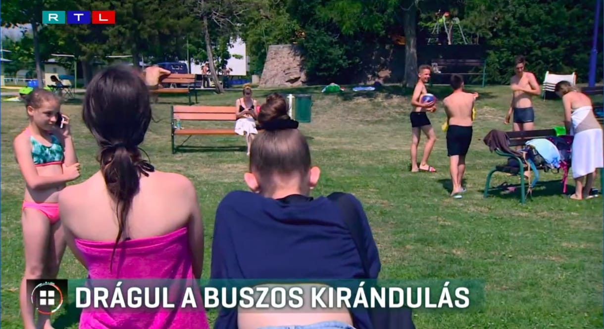 Drágább buszt bérelni, drágulnak az osztálykirándulások