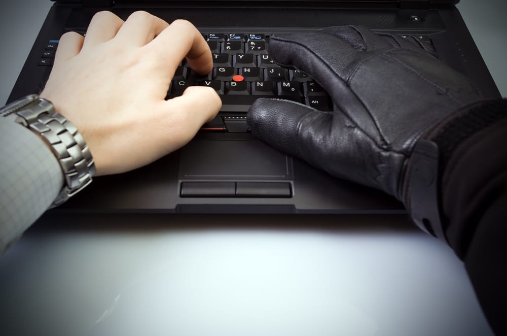1000 hacker jön Magyarországra