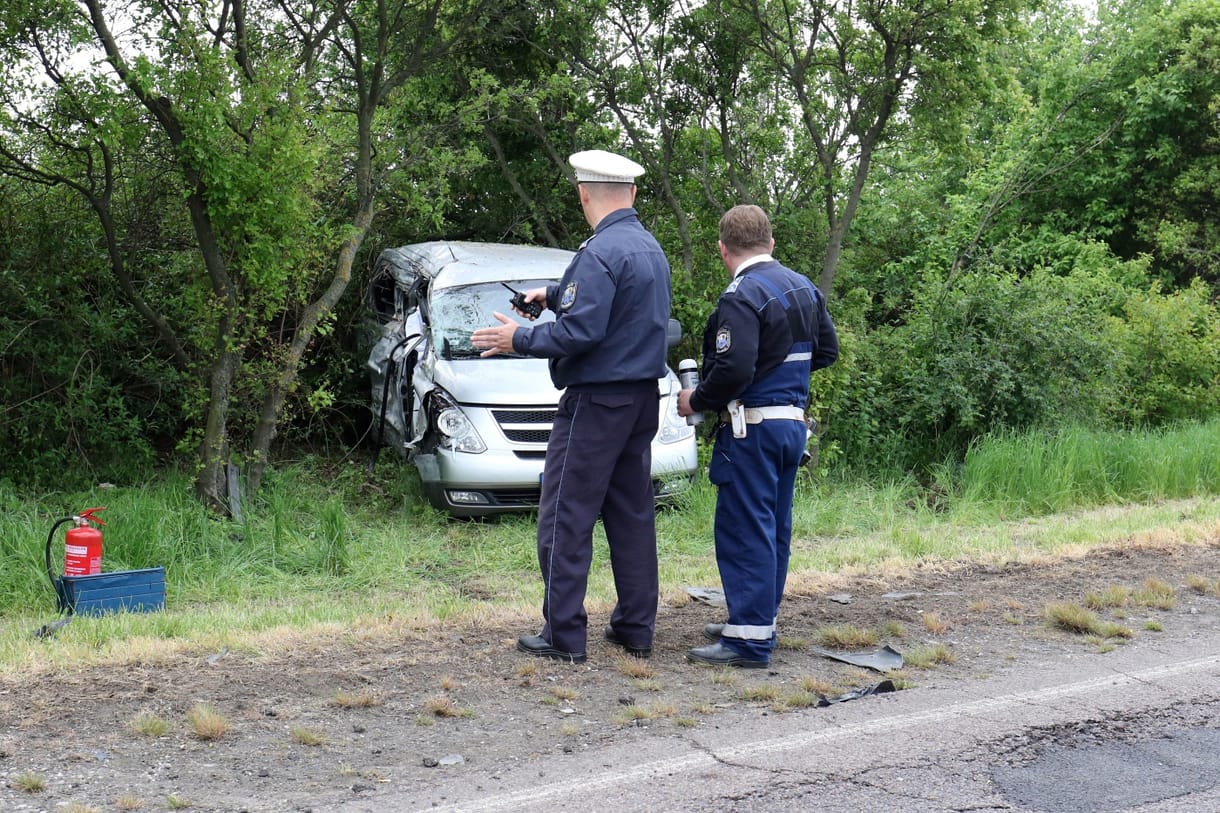 Rémisztő statisztikák: naponta 8-10 autó landol árokban vagy borul tetőre