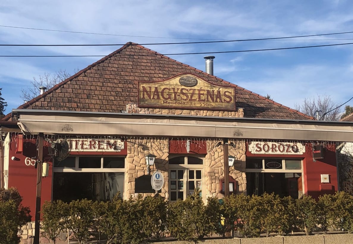 Hasbeszélő: Nagy adagok kockás abroszon Nagykovácsiban