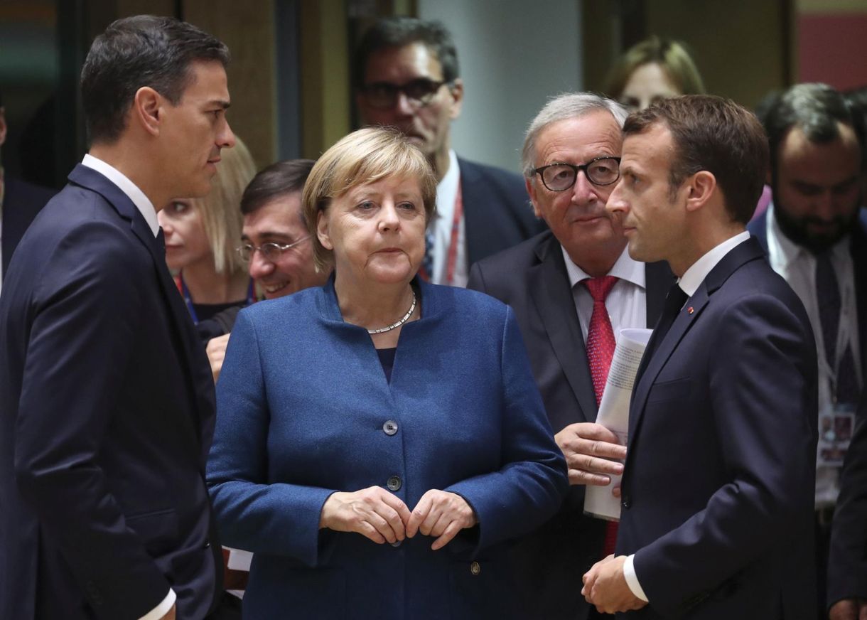 Macron szerint nem lehet újratárgyalni a brit kilépési megállapodást