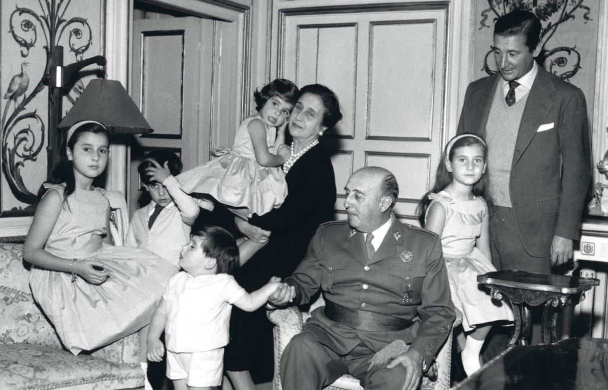 Mesés vagyont hagyott hátra Franco tábornok, a spanyol állam visszaszerezné