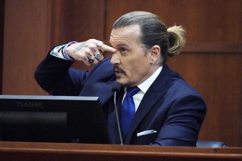 Nagyot kaszált Johnny Deppel a Dior, ezért most 20 milliós szerződést is kötött vele