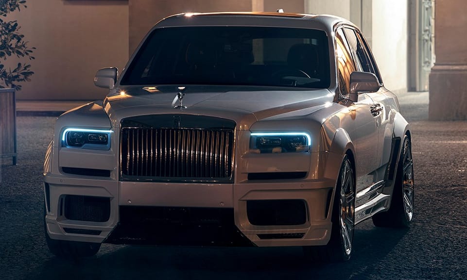 Túladagolás: 685 lóerős lett a Rolls-Royce első szabadidőautója