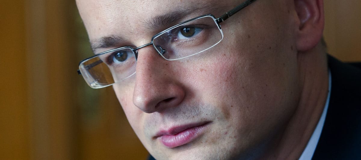 Szijjártó reagált: az uzsorázók oldalán áll az ellenzék?