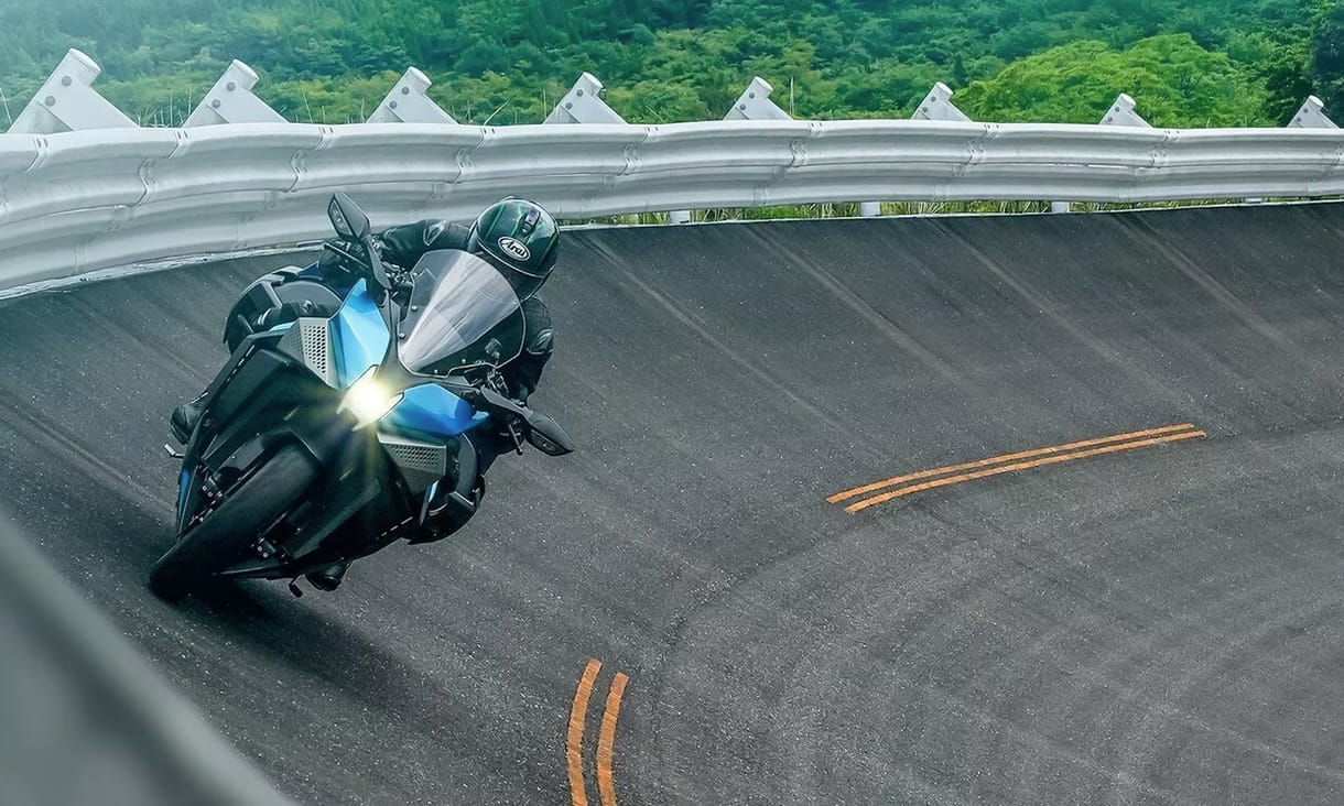 Ordítva védi a környezetet a Kawasaki hidrogénes motorja