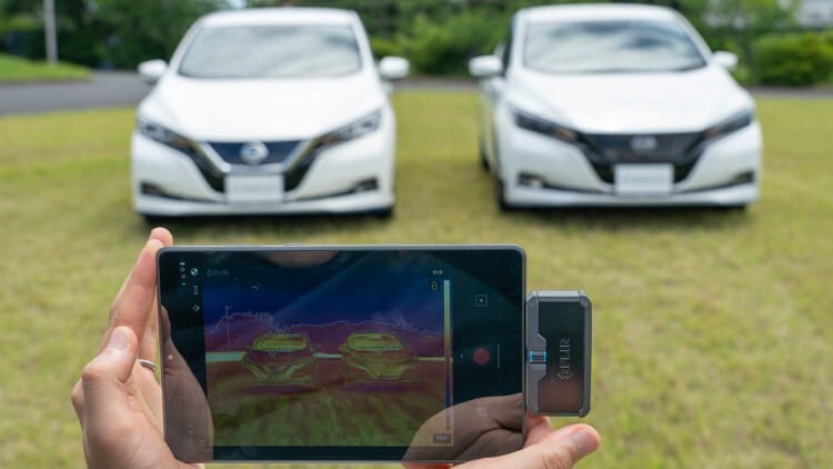 Olyan festékkel rukkolt ki a Nissan, amivel hűvösebbek maradnak az autók