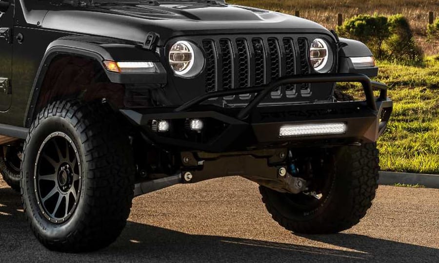 Ez a Jeep olyan erős lett, mint a legújabb Ferrari hiperautó