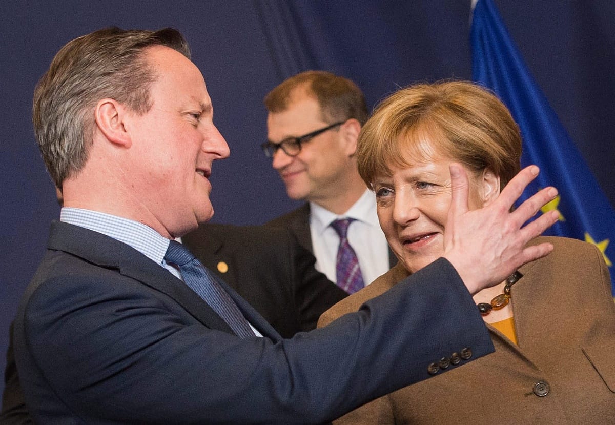 BBC: Cameron kedvezményt próbált kicsikarni Merkeltől a Brexit-népszavazás előtt