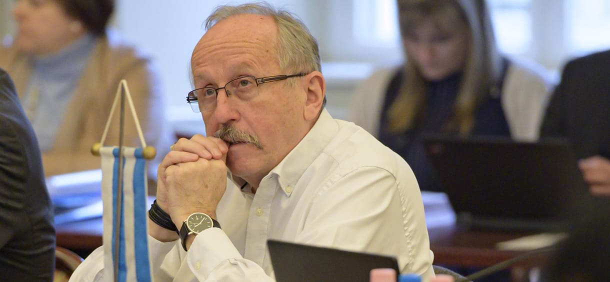 Niedermüller az éjféli záróráról: Az tényleg csak egy ötletszerű munkaanyag