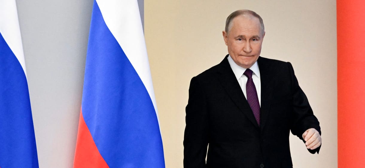 Az amerikai külügyminisztérium szerint egyelőre nincs jele, hogy Putyin atomfegyvert tervezne bevetni