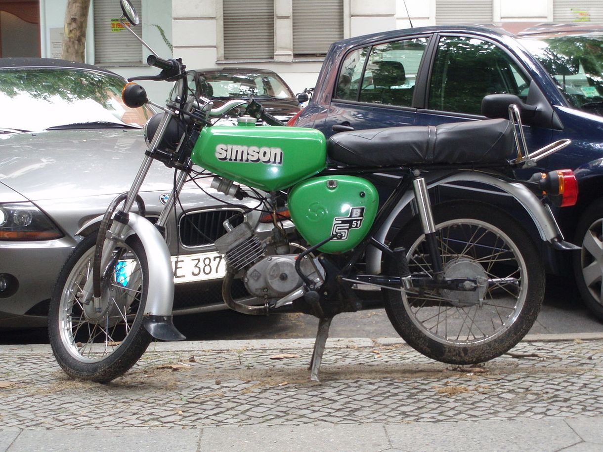 Magyar cégek sora él meg a Simson motorok kultuszából