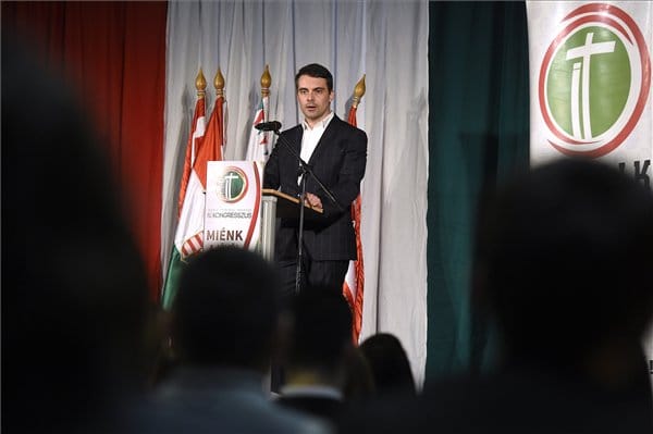 Vona a Fidelitasnak is odaszúrt az ifjú jobbikosok tisztújításán