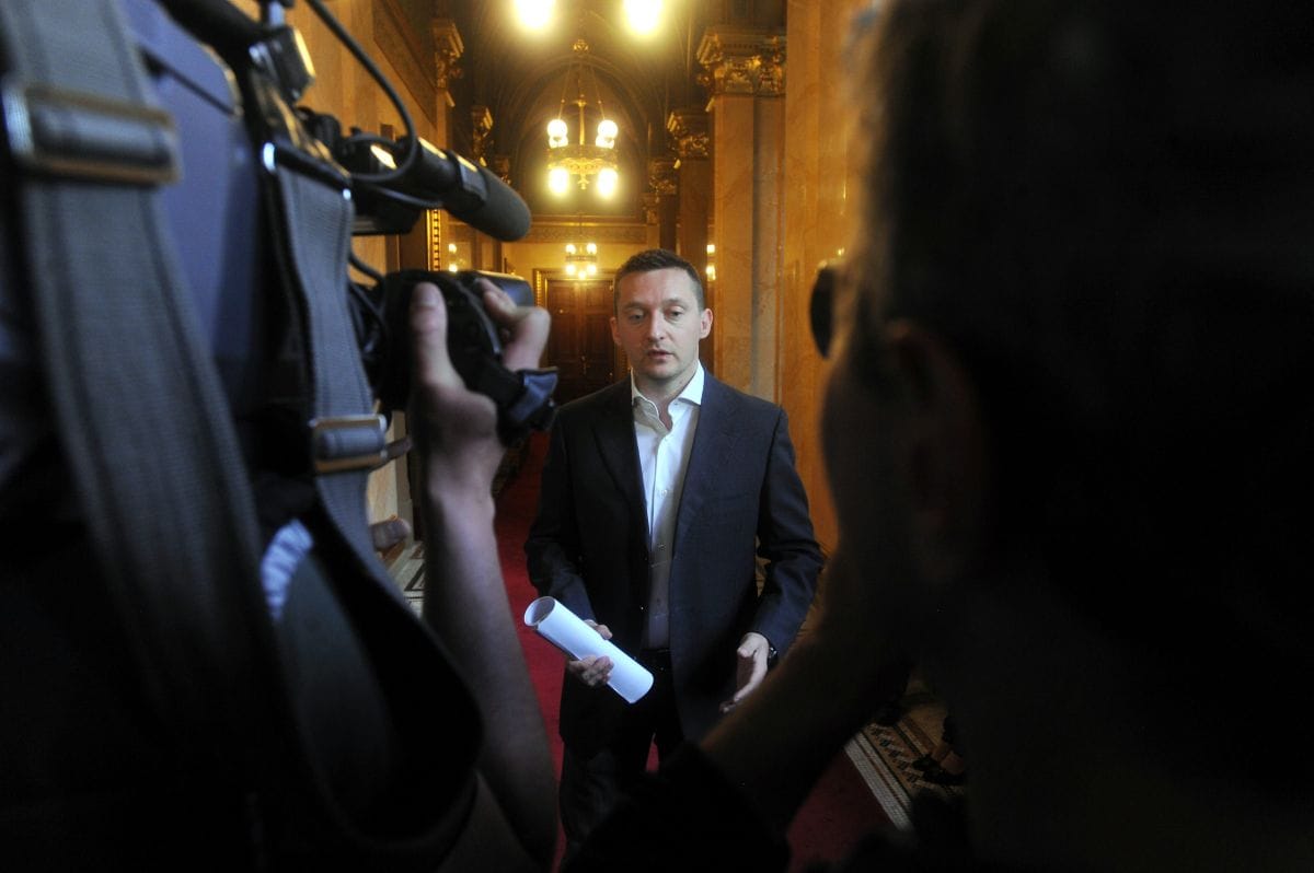 Szja: jövőre megkezdődik a pénz átszivattyúzása a szegényektől a gazdagokhoz