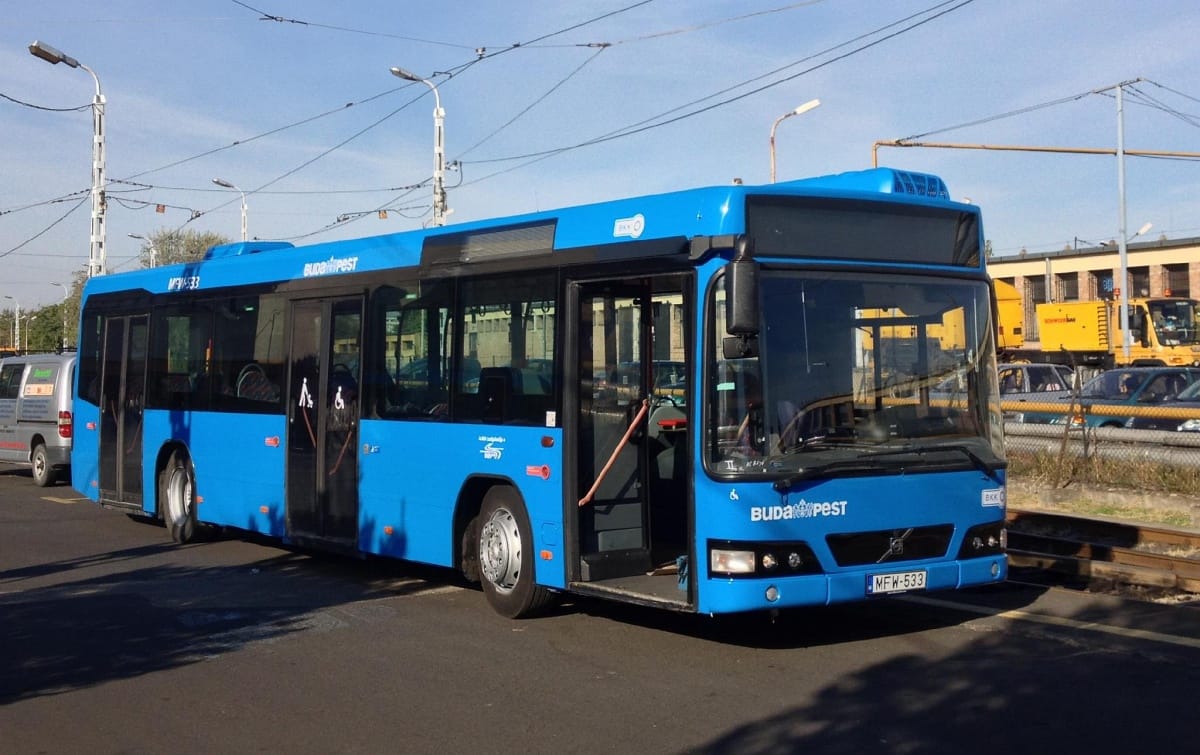 Új buszok járnak szombattól Budapesten