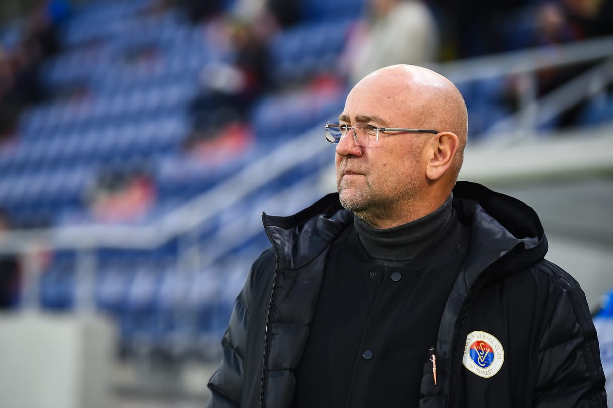 Menesztették a sereghajtó Vasas edzőjét