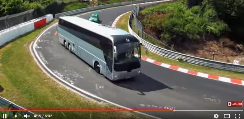 Az idei év legfurább nürburgringes összeállítása - videó 