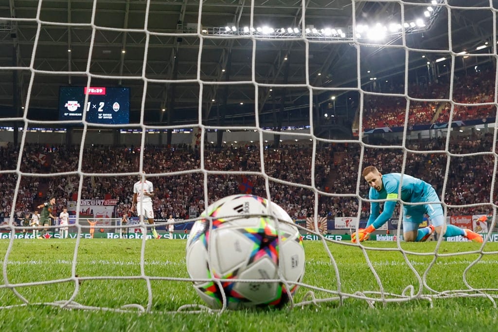 Gulácsi hatalmasat hibázott, simán kikapott a Lipcse a Bajnokok Ligájában