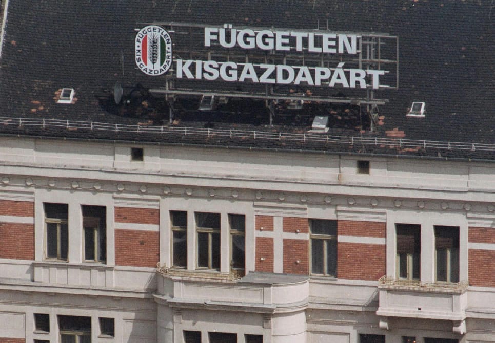 Dezső András: Kiderült, ki tette le a bombát a kisgazda pártszékházhoz 1998 tavaszán