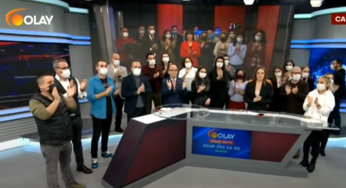 26 napot sugárzott a török kormánykritikus televízió: nem tudott ellenállni a kormányzati nyomásnak