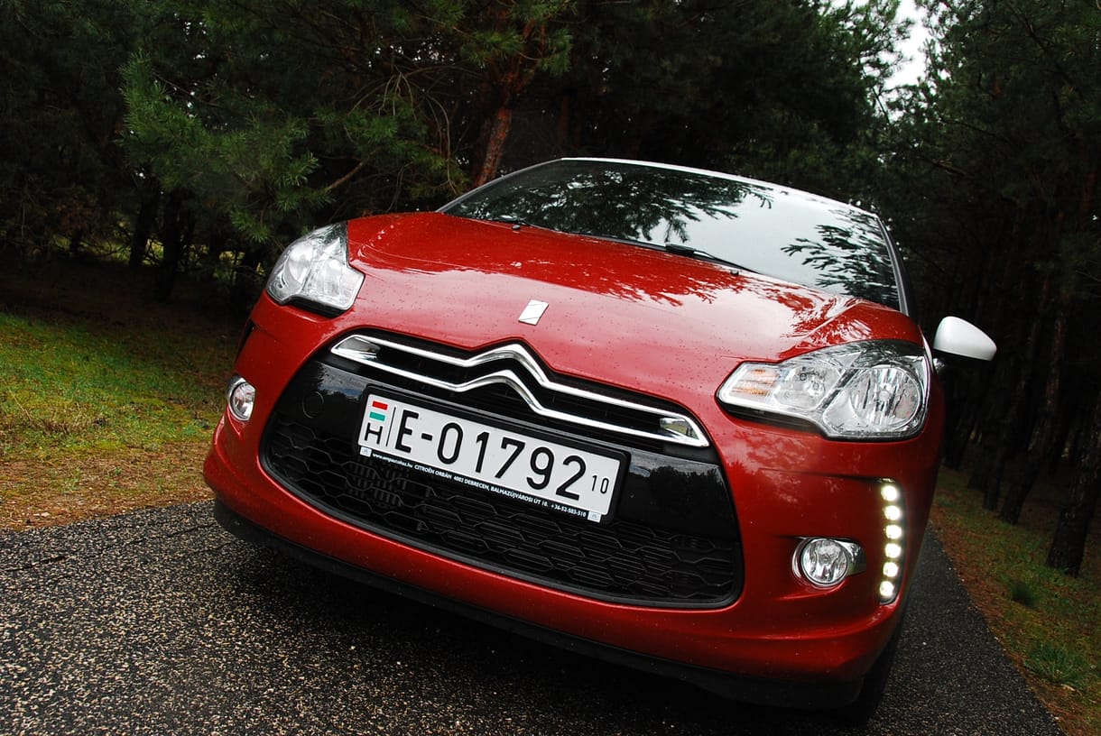 Csavarhiány miatt leálltak a Peugeot Citroen gyárai