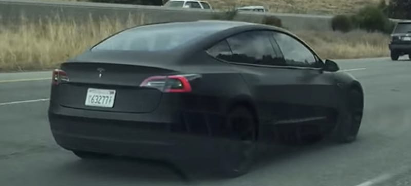 Lebukott a Tesla Model 3, és ennek csak örülhetünk