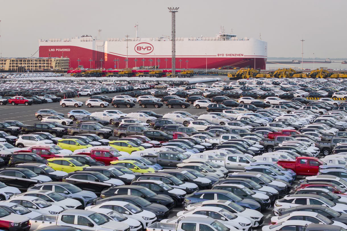 A kínai ingatlanpiachoz hasonló lufit fúj éppen a BYD a hazai versenytársak szerint