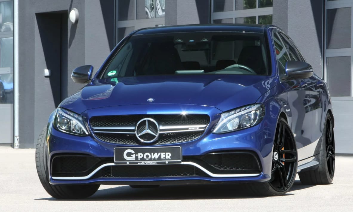 Báránybőrbe bújt farkas: 800 lóerős az új Mercedes-AMG C-osztály
