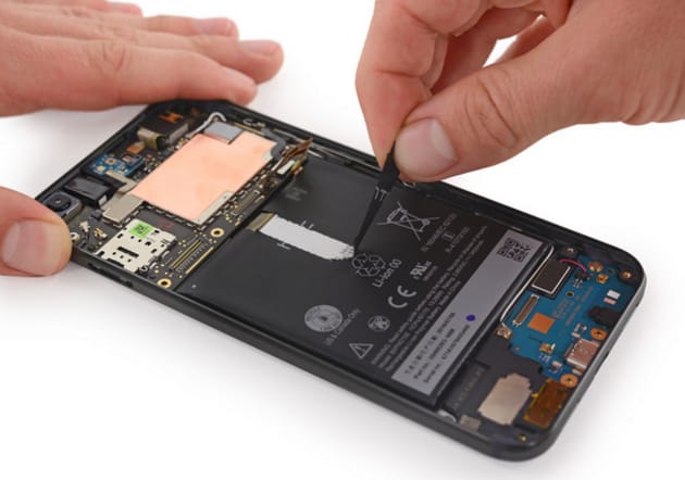 Itt megnézheti, mi mindent tett a Google a Pixel XL-be