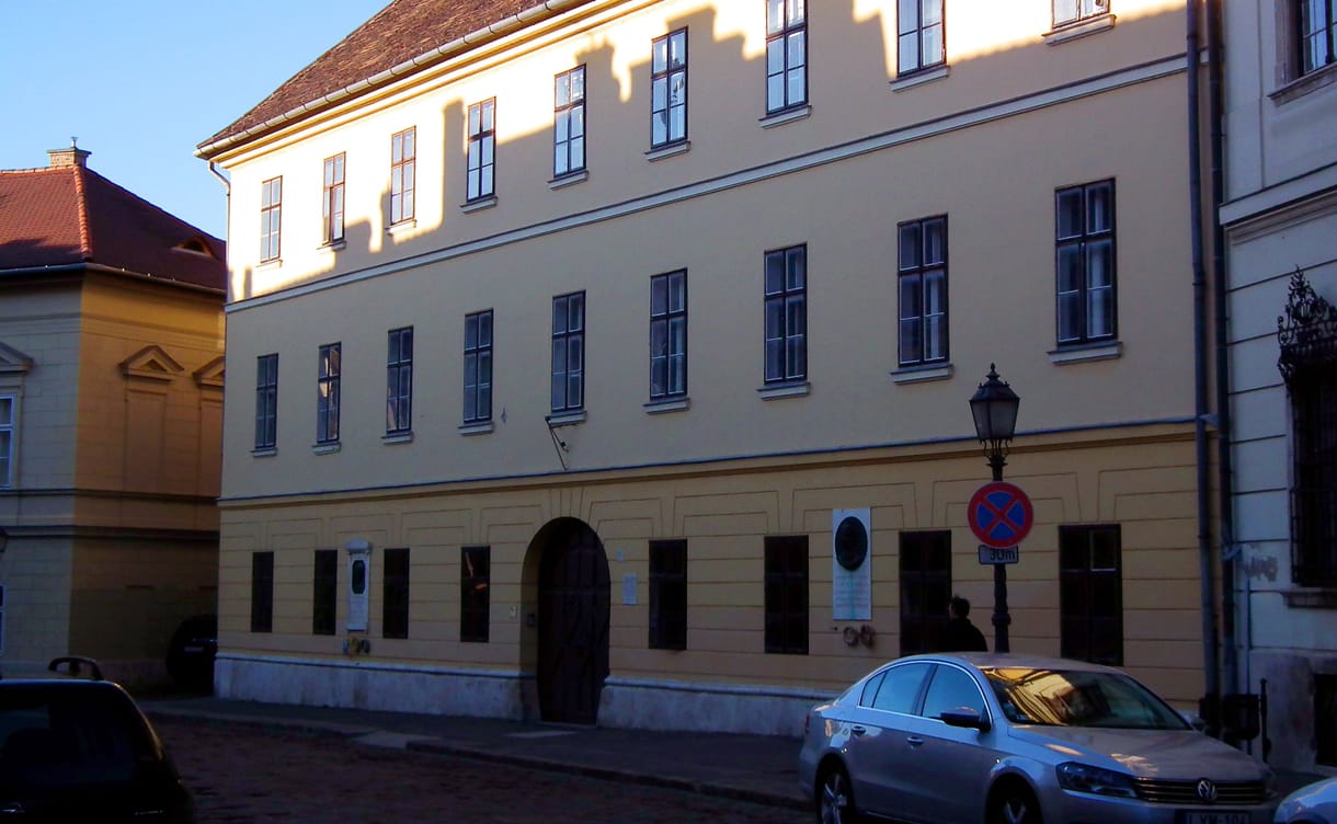 Semjén töröltetné Táncsics és Kossuth egykori börtönének műemléki védettségét