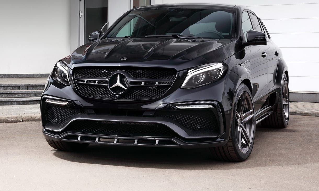 Sejthető volt, hogy nem a szerénység lesz a jele a Mercedes kupéterepjárójának