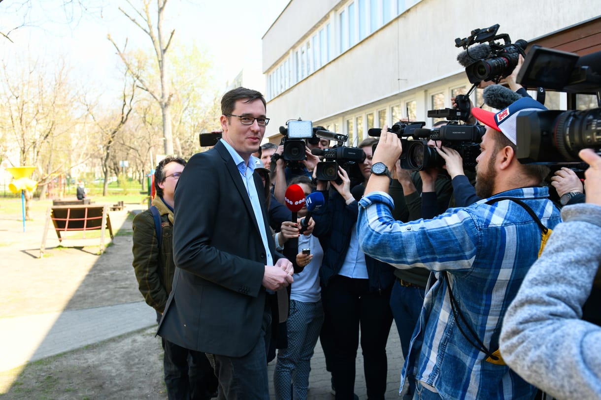 Karácsony Gergely József Attila versével üzent