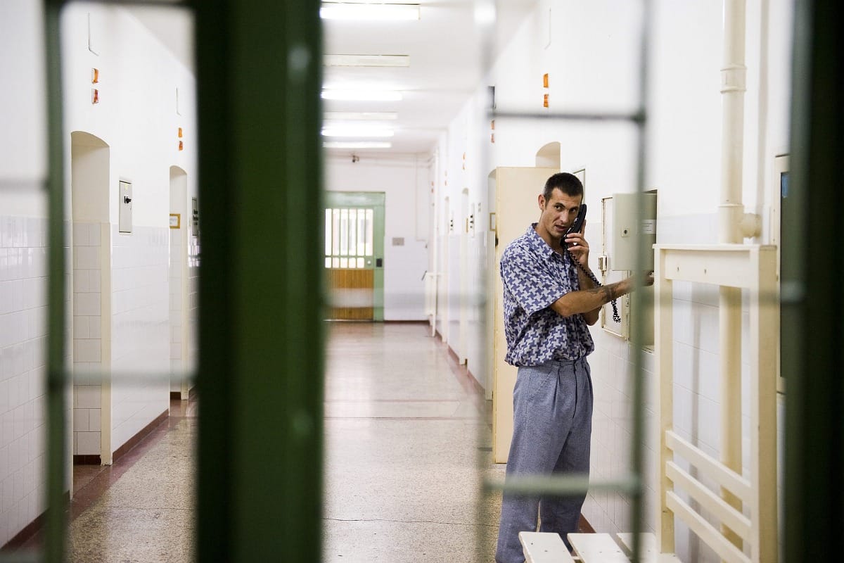 Irreálisan magas percdíjak és „büntetőköltségek” a börtönökben